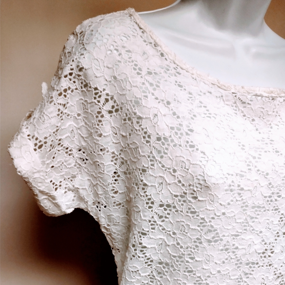 Laundry by Shelli Segal Women's White Lace StretchTop Size Small
